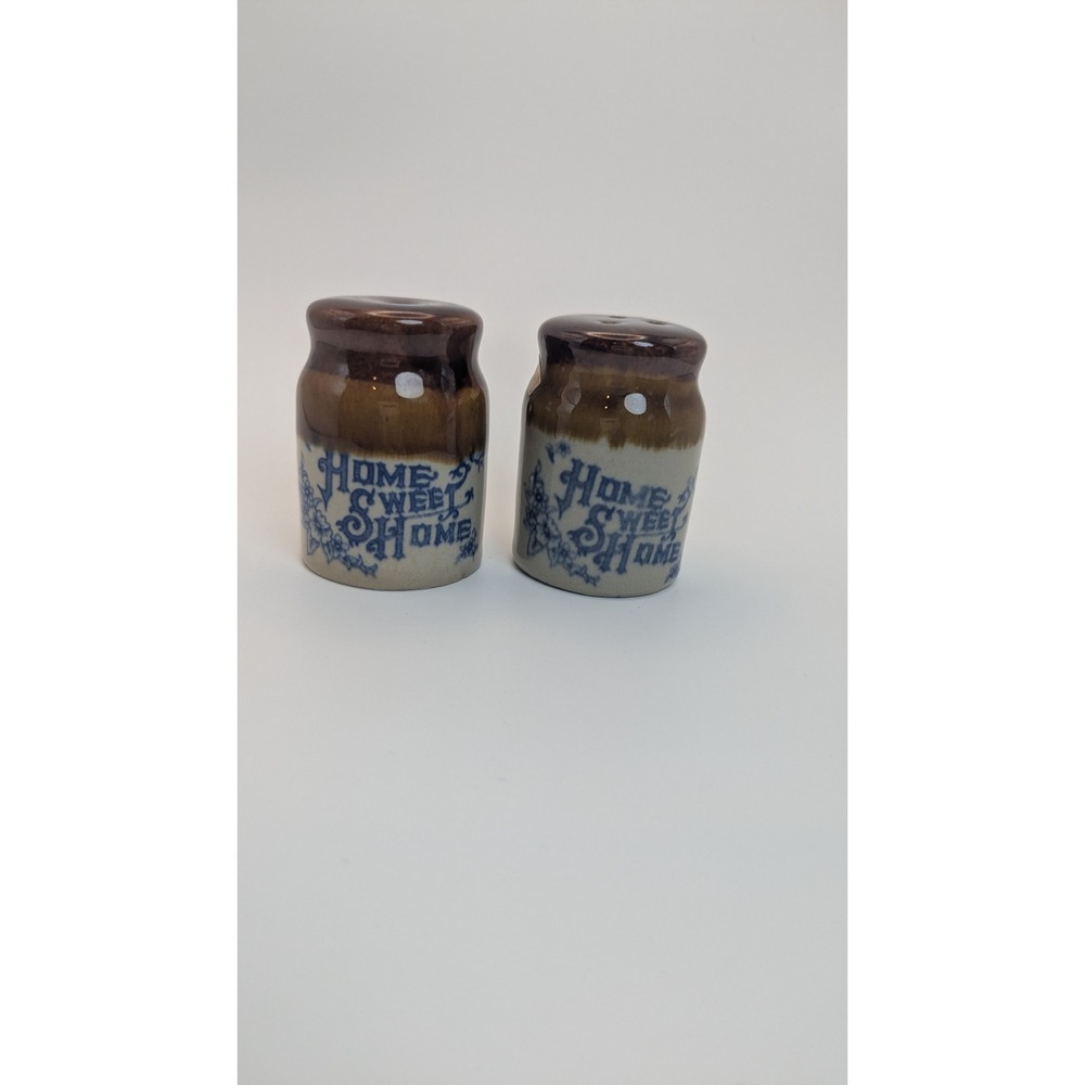 Emson Home Sweet Home Stoneware Vintage Salt Pepper Shakers Brown Blue Crock‎